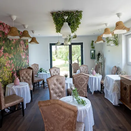 Le Jardin D'eden By Leslodgespa